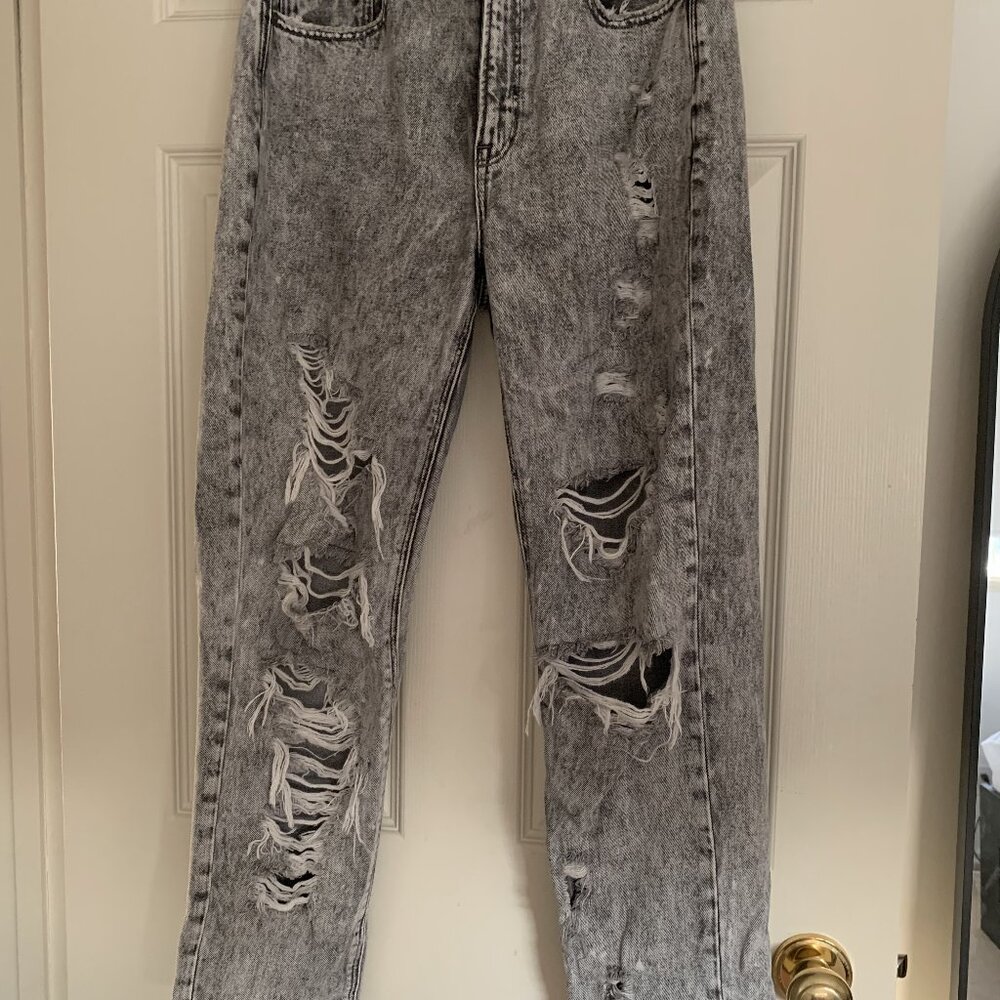 American Eagle Distressed Black Wash Jeans